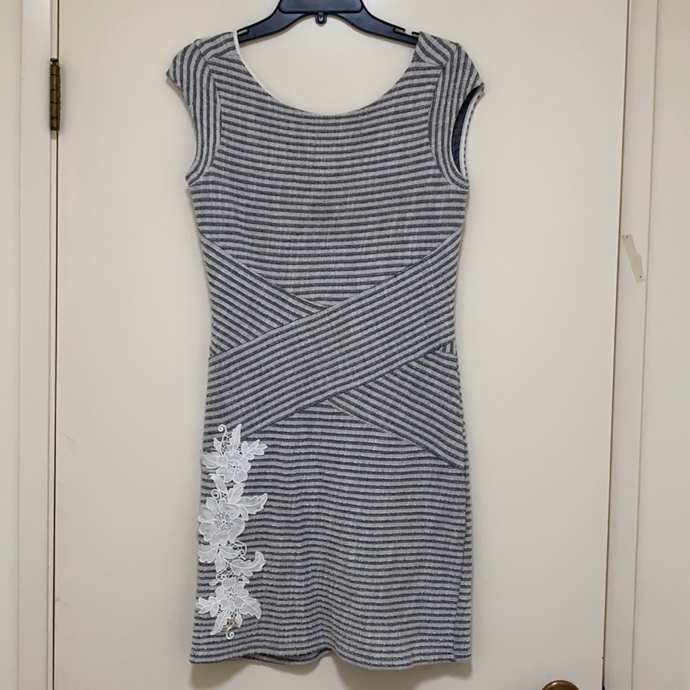 Desigual shift dress with floral embroidery S